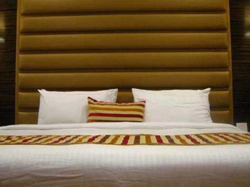 Levender Bough Hotel Mumbai Kültér fotó